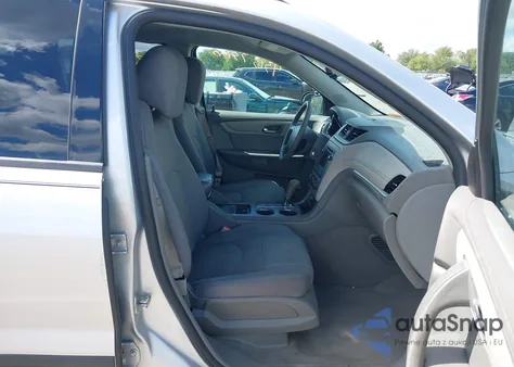 2013 Chevrolet Traverse Ls z USA, uszkodzony, nr VIN 1GNKRFED4DJ256873